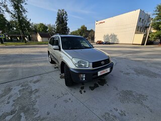 2000 Toyota RAV4 II (XA20), бежевый, 800000 рублей, вид 4