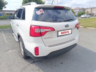 2014 Kia Sorento II Рестайлинг, белый, 2150000 рублей, вид 3