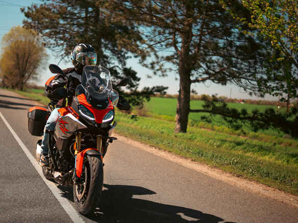 2021 BMW F 900 XR, красный, 1050000 рублей - вид 26
