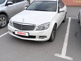 2010 Mercedes-Benz C-Класс 180 BlueEFFICIENCY III (W204), белый, 1630000 рублей, вид 1