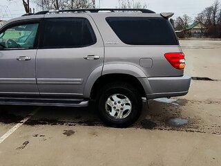 2001 Toyota Sequoia I, серый, 1600000 рублей, вид 3