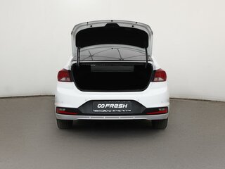 2018 Hyundai Avante VI Рестайлинг, белый, 1889000 рублей, вид 4