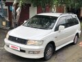1998 Mitsubishi Chariot III, белый, 160000 рублей - вид 1