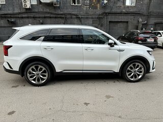 2021 Kia Sorento IV, белый, 4090000 рублей, вид 2