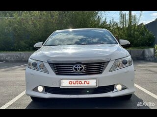 2012 Toyota Camry Japan Market VII (XV50), белый, 1250000 рублей, вид 3