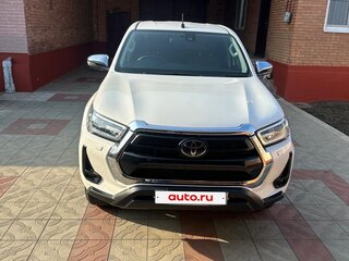 2021 Toyota Hilux VIII Рестайлинг 2, белый, 4800000 рублей, вид 1