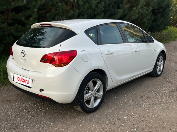 2011 Opel Astra J, белый - вид 8