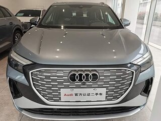 2024 Audi Q4 e-tron 45 I, серебристый, 3908033 рублей, вид 1