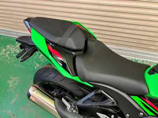 2023 Kawasaki ZX-10R Ninja, зелёный, 1900000 рублей, вид 3