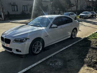2014 BMW 5 серии 528i xDrive VI (F10/F11/F07) Рестайлинг, белый, 2000000 рублей, вид 3