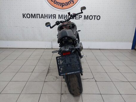 2022 Yamaha XSR900, чёрный, 995000 рублей, вид 4