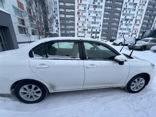 2018 Toyota Corolla Axio XI (E160, E170) Рестайлинг 2, белый, 1000000 рублей, вид 4