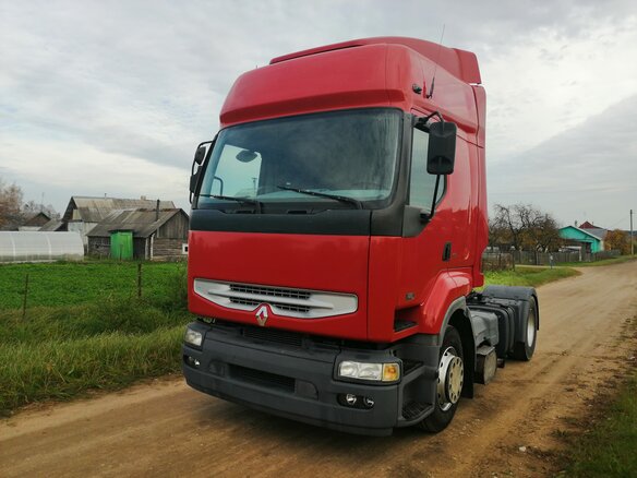 2005 Renault Premium, красный - вид 4