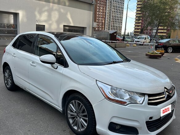 2012 Citroen C4 II, белый - вид 2