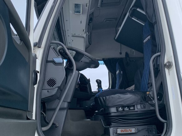 2010 Volvo FH, белый, 6700000 рублей - вид 11