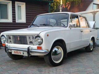 1979 Lada (ВАЗ) 2101, белый, 290000 рублей, вид 4
