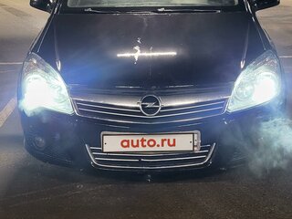 2008 Opel Astra H Рестайлинг, чёрный, 450000 рублей, вид 1