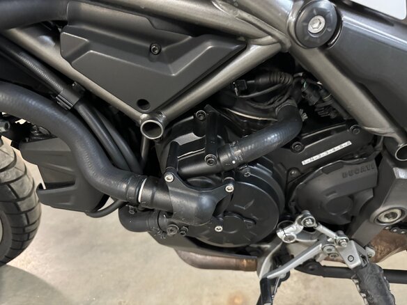 2017 Ducati Multistrada 950, серебристый, 750000 рублей - вид 2