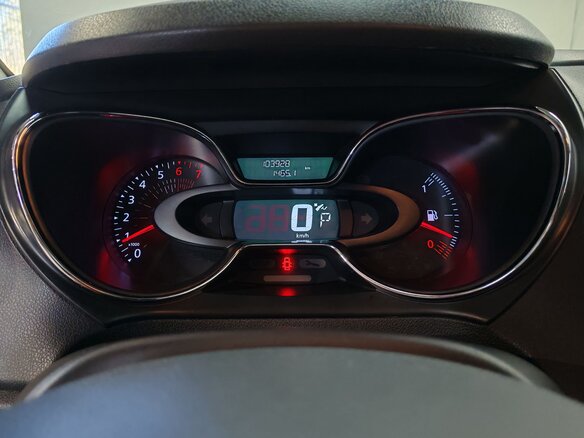 2017 Renault Kaptur I, оранжевый - вид 13