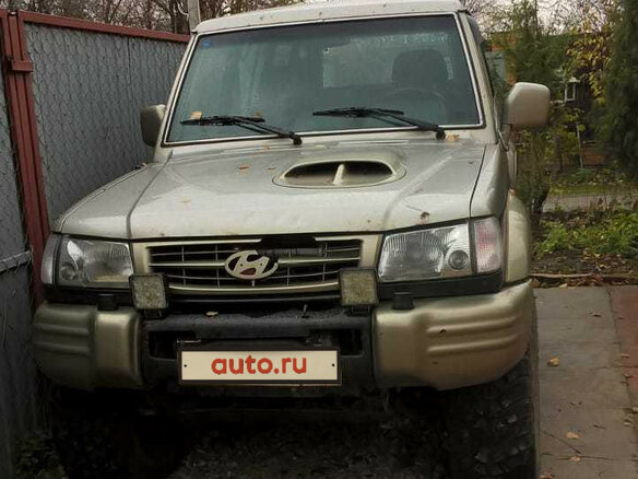2002 Hyundai Galloper II, зелёный