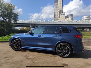 2018 BMW X5 M50d IV (G05/G18), синий, 6200000 рублей, вид 5