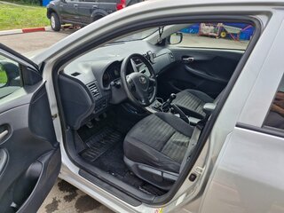 2008 Toyota Corolla X (E140, E150), серебристый, 850000 рублей, вид 5