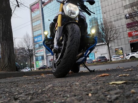 2017 BMW R 1200 R, белый, 950000 рублей, вид 3