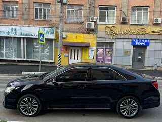 2011 Toyota Camry VII (XV50), чёрный, 2000000 рублей, вид 5