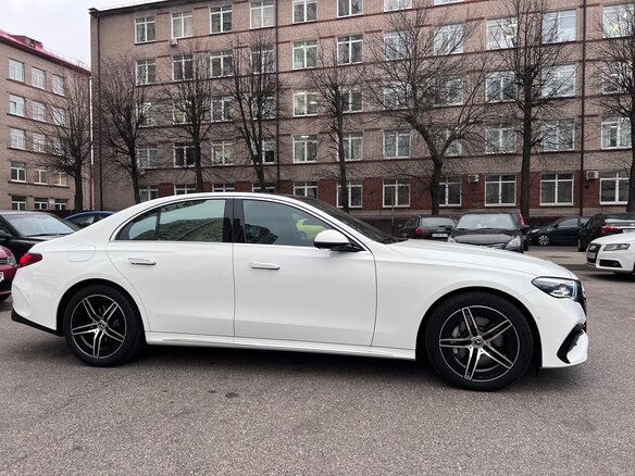 2024 Mercedes-Benz E-Класс 300 VI (W214, S214), белый, 9996000 рублей - вид 3
