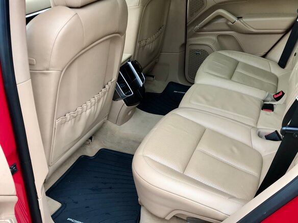 2012 Porsche Cayenne Diesel II (958), красный, 3350000 рублей - вид 7
