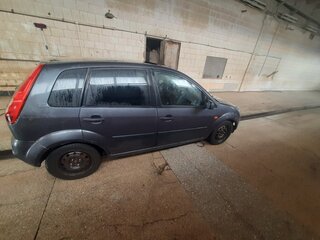 2007 Ford Fiesta Mk5, серый, 210000 рублей, вид 3