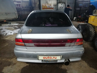 1996 Nissan Cefiro II (A32), серебристый, 280000 рублей, вид 3
