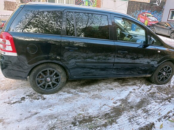 2014 Opel Zafira B Рестайлинг, чёрный, 1050000 рублей - вид 5