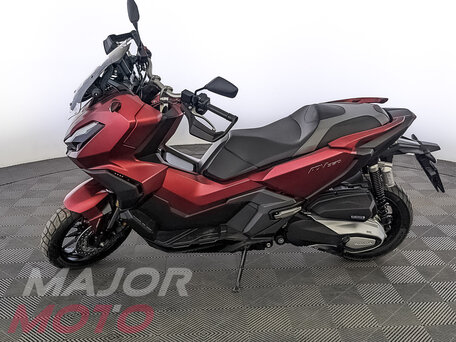 2023 Honda ADV350, красный, 855000 рублей, вид 4