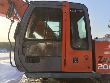 2005 Hitachi ZX200, оранжевый, 2950000 рублей, вид 1