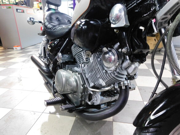 1996 Yamaha XV1100 Virago, чёрный - вид 4
