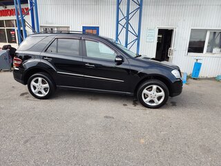 2005 Mercedes-Benz M-Класс 350 II (W164), чёрный, 1250000 рублей, вид 5
