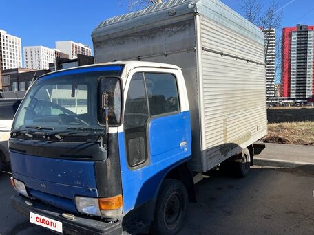 1992 Nissan Atlas, синий, 590000 рублей, вид 3