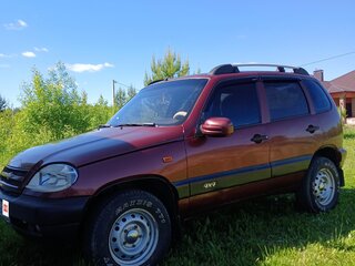 2004 Chevrolet Niva I, красный, 250000 рублей, вид 3