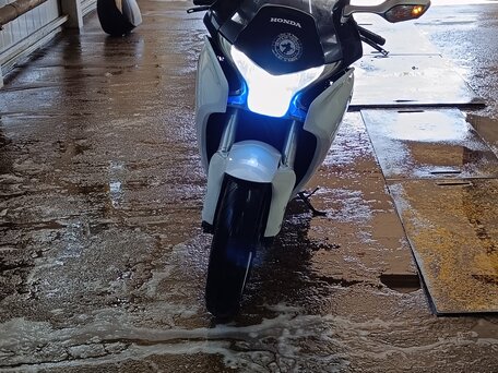 2010 Honda VFR 1200, белый, 722222 рублей, вид 3