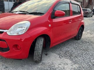 2015 Toyota Passo II (C30), красный, 1000000 рублей, вид 1