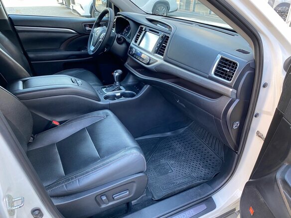 2019 Toyota Highlander III (XU50) Рестайлинг, белый - вид 15