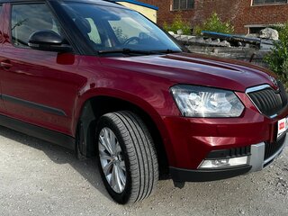 2016 Skoda Yeti I Рестайлинг, пурпурный, 1405000 рублей, вид 4