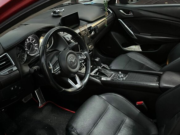2017 Mazda 6 III (GJ) Рестайлинг, красный, 2100000 рублей - вид 14