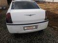2005 Chrysler 300C I, белый - вид 1