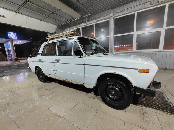 1993 Lada (ВАЗ) 2106 4-speed, белый, 85000 рублей - вид 2