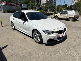 2018 BMW 3 серии 320i xDrive VI (F3x) Рестайлинг, белый, 3450000 рублей, вид 3