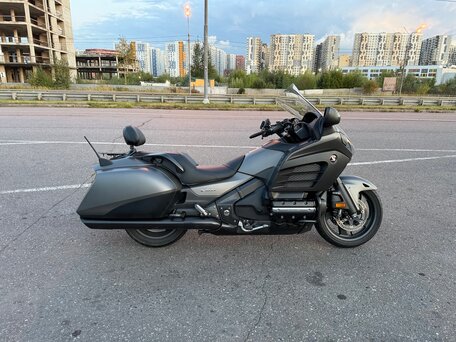 2015 Honda GL 1800 Gold Wing, серый, 1600000 рублей, вид 2