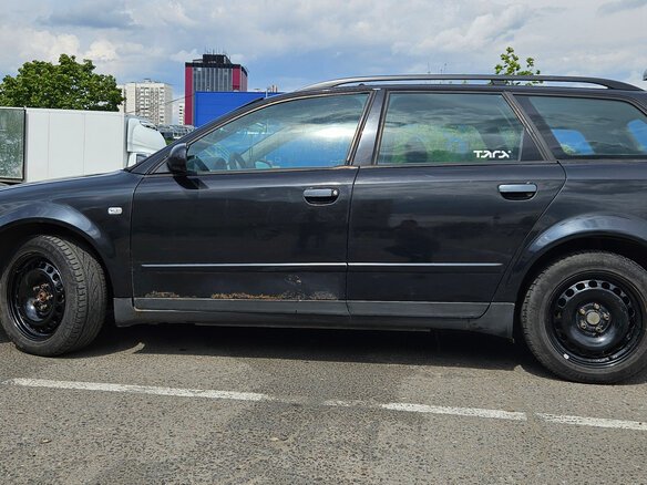 2002 Audi A4 II (B6), чёрный, 530000 рублей - вид 3