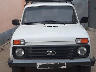 2006 Lada (ВАЗ) 2121 (4x4) I Рестайлинг, белый, 350000 рублей, вид 1